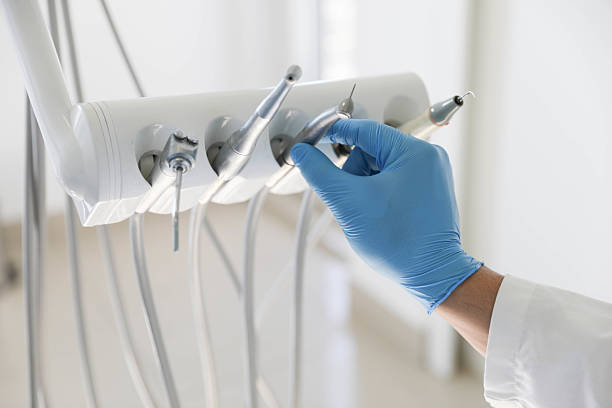 Professional Tooth Extraction technician working in Sparta, IL